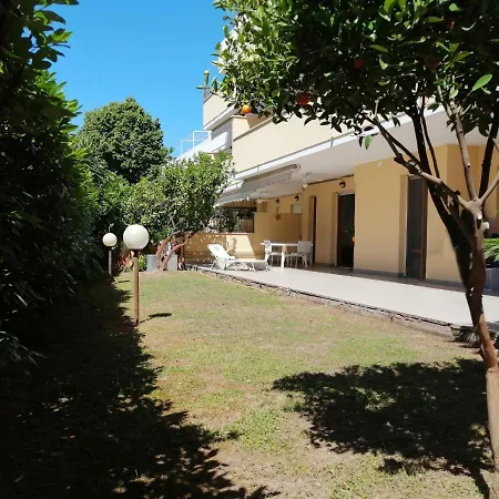 Holihome Il Giardino Dei Limoni * Tortoreto