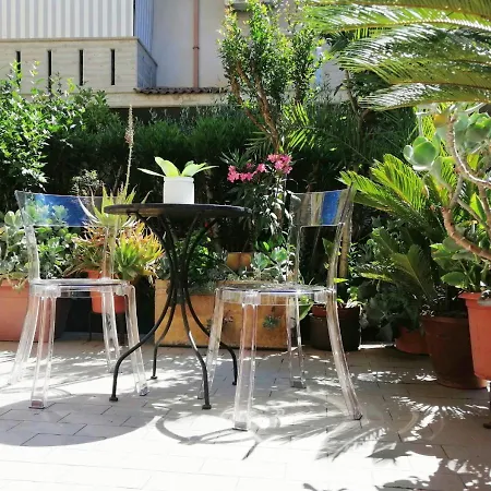 Holihome Il Giardino Dei Limoni Daire *